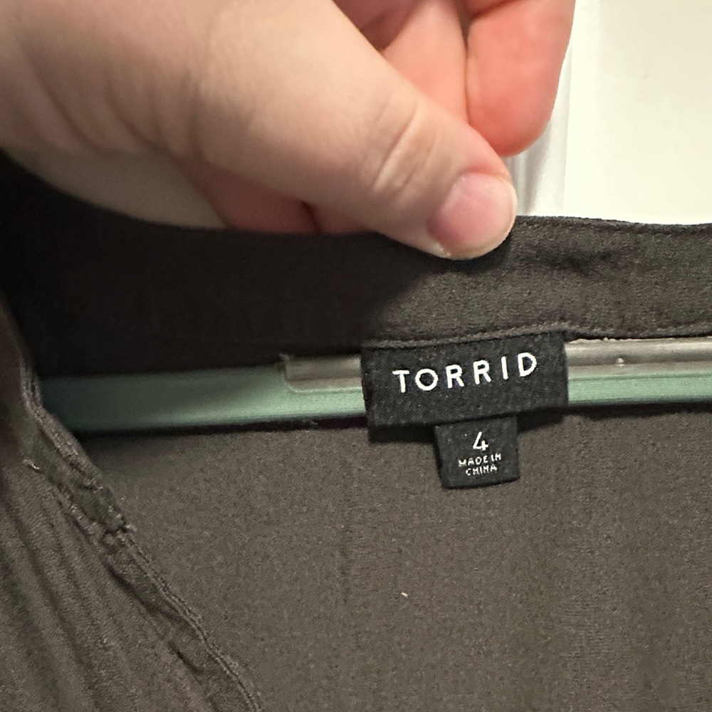 Torrid Charcoal Tunic Top - Picture 2 of 5
